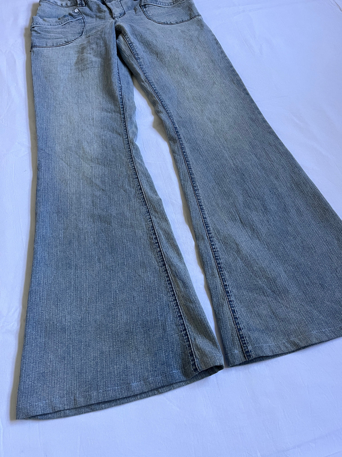 Max low rise flared jeans