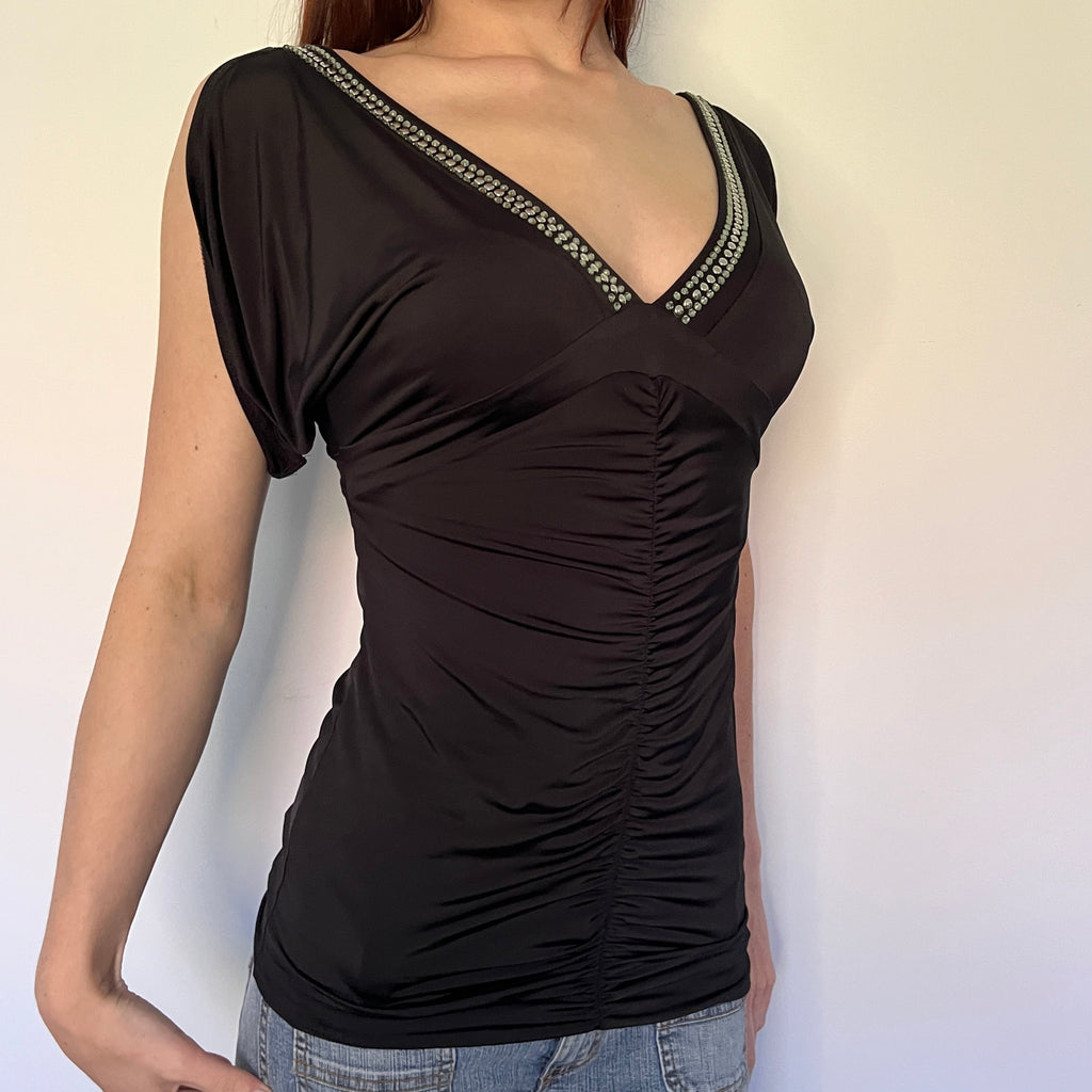 black batwing top w/ rhinestones