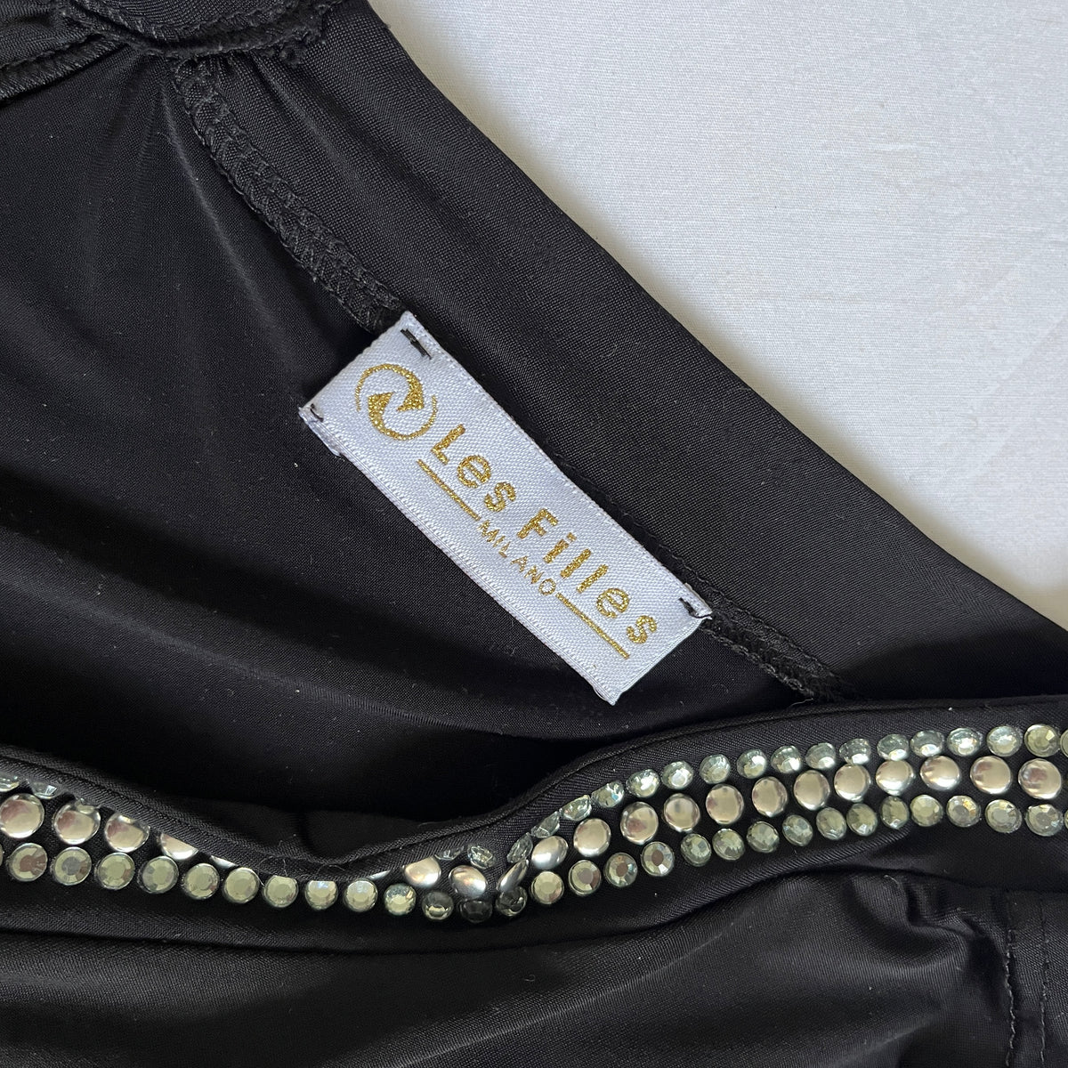 black batwing top w/ rhinestones