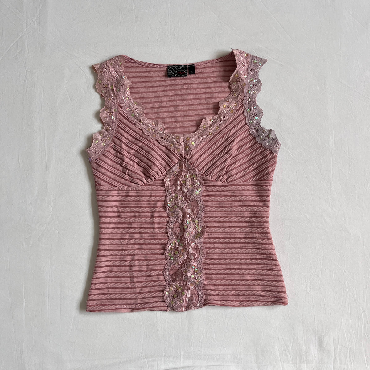 pink striped lace trim top w/ sequins