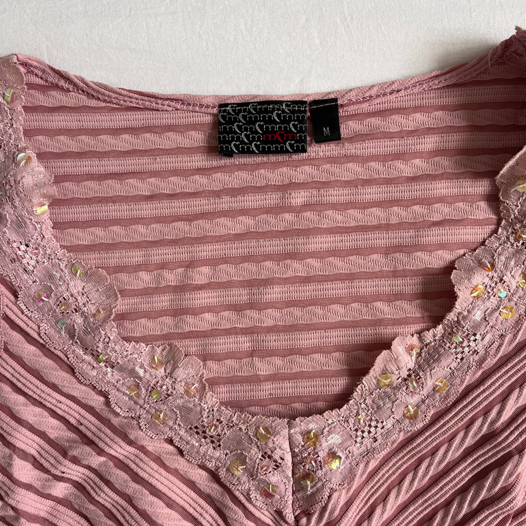 pink striped lace trim top w/ sequins